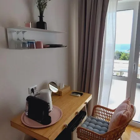 Luka Πανσιόν 3*