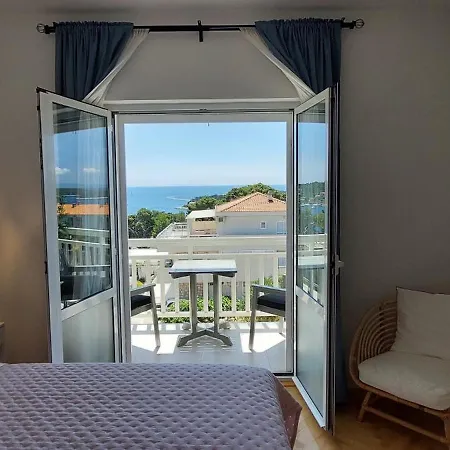 Luka Pensionat 3*