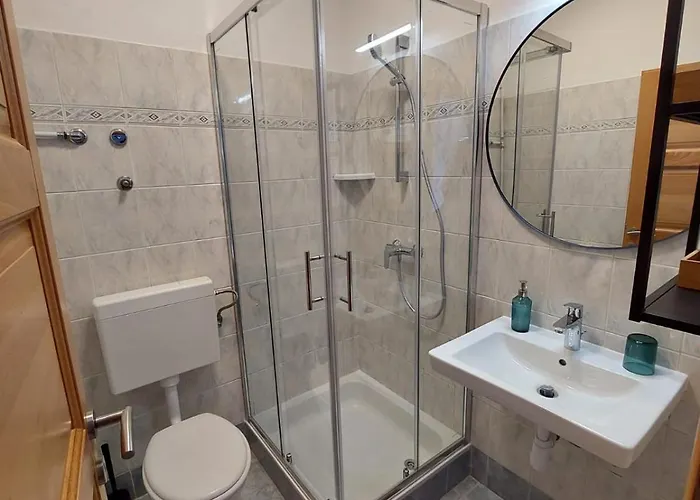 Gostinjska kuća Luka 3*